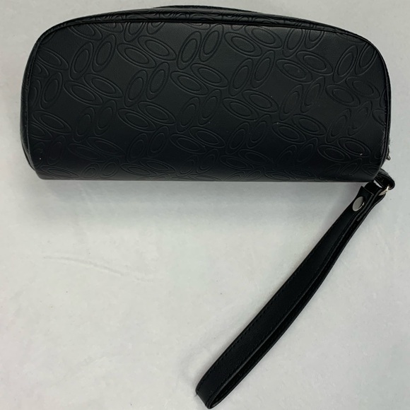 Oakley Sunglass Glasses‎ Case Black Embossed Oakley Logo Zipper Closure Wristlet - Picture 1 of 8